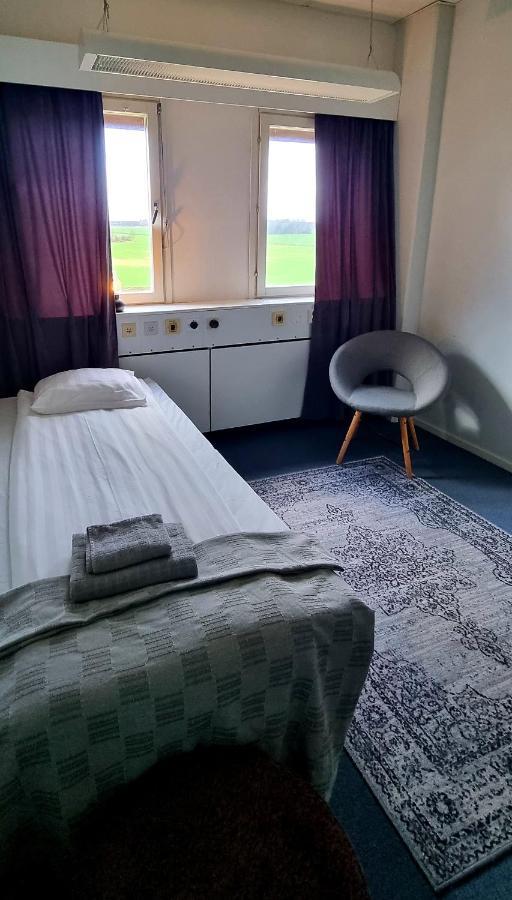 Hotell Tre Systrar Εσκιλστούνα Εξωτερικό φωτογραφία