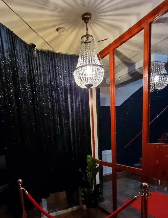 Hotell Tre Systrar Εσκιλστούνα Εξωτερικό φωτογραφία